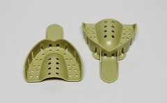 Dental Plastic Impression Trays Perforated Autoclavable Upper Medium #3 12 Pcs