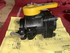 Banjo DM200A 2in Poly Female Drymate Coupling Low Profile Handle.