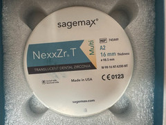 Sagemax NexxZr T Multi Zirconia Puck Translucent Shade A2 W98-16mm