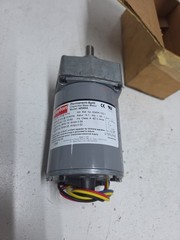 Dayton 4Z065A Permanent Split Capacitor Gearmotor **NOS**