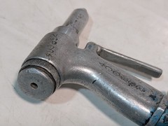Unbranded 400862 Pneumatic Air-Hydraulic Pop Rivet Gun, As Shown In Pictures