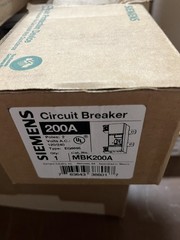 SIEMENS MBK200A 2 POLE 200A 120/240V EQ8695 CIRCUIT BREAKER NEW IN BOX