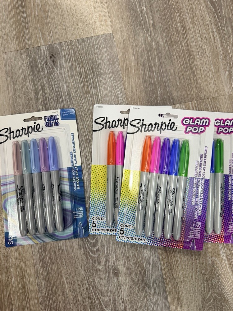 Lot Of 4 Sharpie Glam Pop Permanent Markers & Mystic Gems Set Of 5