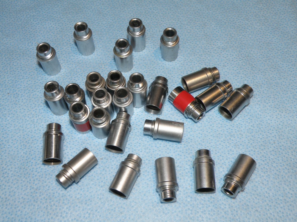 Endoscope light post screw on adapter for fiber light cable