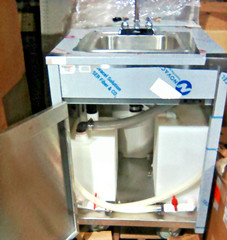 QualServ Stainless Steel Hand Wash Sink Scrub Station w/ Hot Water Heater