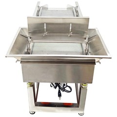 110V Linear Vibrating Screen Stainless Steel 3mm Hole 3000RPM Dual Motor