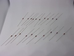 20 Pcs Pack Lot Silicon Planar Zener Diodes 1/2W 0.5W DO-35 Package DIP – 3V