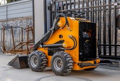 870kg Mini Skid Steer Loader MS380 23HP Dual Pump Wheeled Skid Steer Free Ship