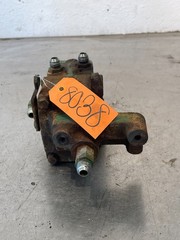 1967 John Deere 4020 Tractor Hydraulic Valve Block R27492R