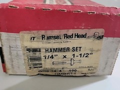 Red Head 4E829 Concrete Anchor 1/4 X 1-1/2 Hammer Set Box Of 100 Pcs.