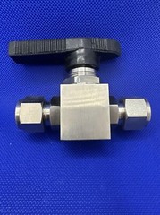 Stainless Steel Tubing Ball Valve 1/2” Tube Compression 3000 PSI Double Ferrel