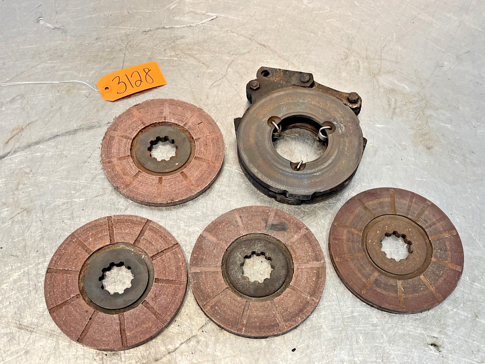 1967 International IH 444 Tractor Brake Actuator & Discs
