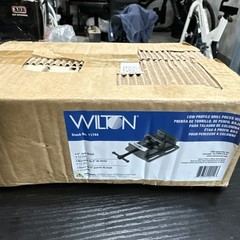 Wilton Low Profile Drill Press Vise with Smooth Hardened V Grooved Jaws