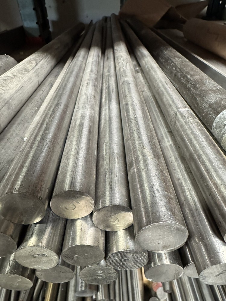 Titanium Round Bar 6AL4V 1.25″ x 6″