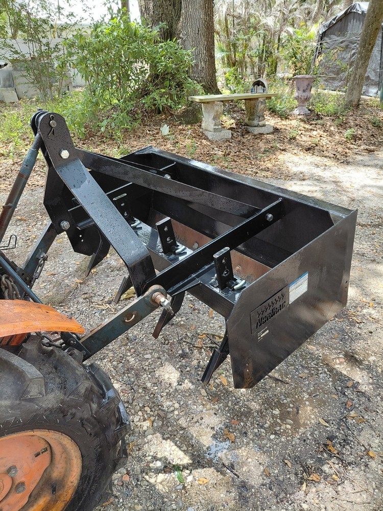 Box Blade/Scraper 48 in. Cat. 1, 3-pt. Hitch, 4 Rippers, NorTrac Brand w/Manual