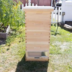 Stoney Acres Robbing Screen for Beehive, Fits 10-Frame Langstroth Hives