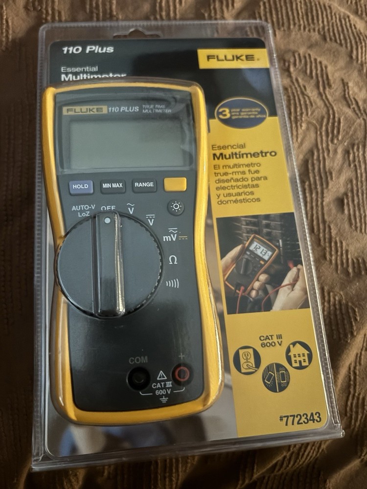 FLUKE ESSENTIAL 110 Plus MULTIMETER. Cat III 600 V, True-rms 772343