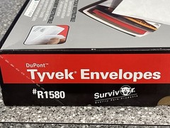 Quality Park Tyvek Envelopes 10″ x 13″ White, Box Of 100 #R1580 Brand New