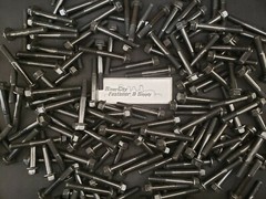 (5) 1/2-13X3-1/2 Grade 8 Hex Head Flange / Frame bolts Cap Screws & 1/2-13 Nut
