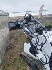 China Chinese Walk Behind Skidsteer Triple Valve