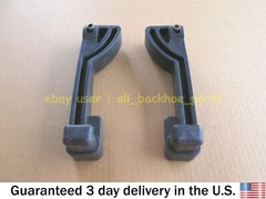 JCB BACKHOE – SIDE WINDOW HANDLES, 2 PCS. (PART NO. 331/38532 & 116/00822)