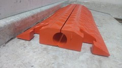 Linebacker CP1X225-GP-O 38-1/2 In L 2-1/4 In Max Cable Diameter Cable Protector