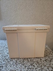 Vtg Rubbermaid Portable File Folder Carry Case Storage Box Almond Hard Shell