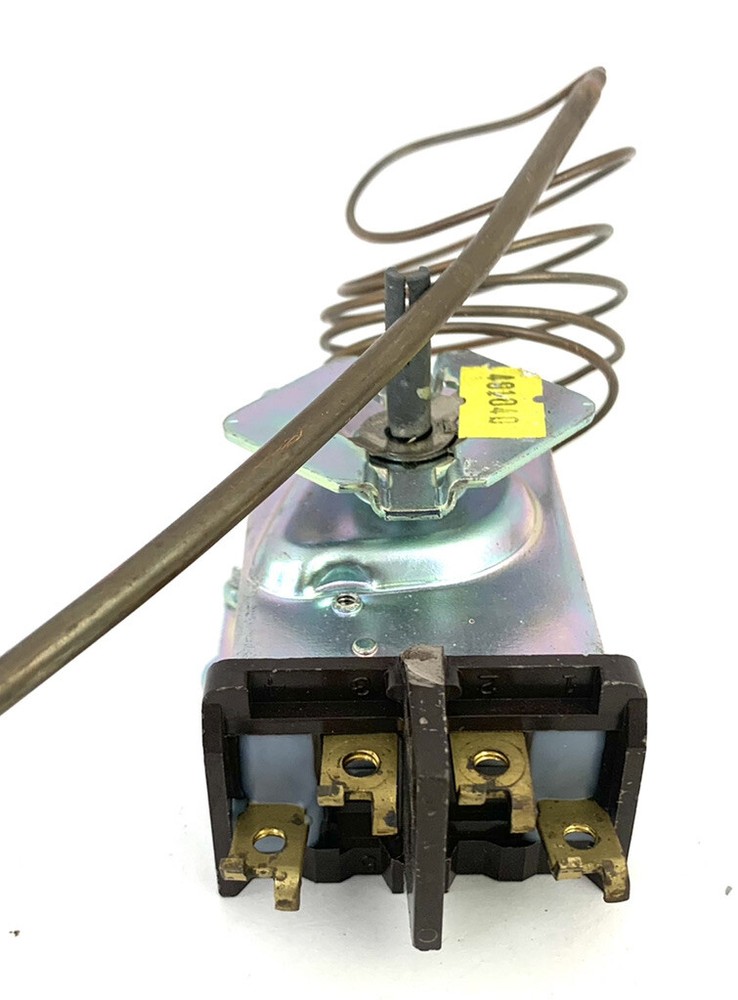 Thermostat D1/D18, 3/16 X 14-1/8, 3 461040 46-1040