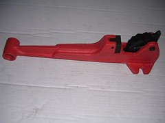NEW FOOT VISE & PIPE WRENCH 1/2″-1-1/4″ RIDGID 300 700 141 161 Pipe Threader 811