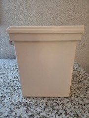 Vtg Rubbermaid Portable File Folder Carry Case Storage Box Almond Hard Shell
