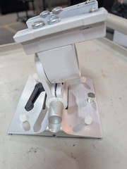 GCX WMM-0001-04 Articulating Wall Mount, max load 30 lbs/14kg, as shown in pics