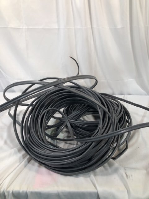 BUNDLE OF Southwire E30445 Wire – Unknown length