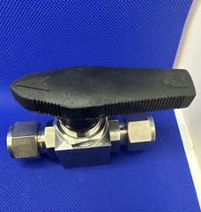 Stainless Steel Tubing Ball Valve 1/2” Tube Compression 3000 PSI Double Ferrel
