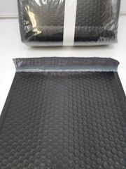 Poly Bubble Mailers Padded Envelopes 10″ x 14″ LOT of 25 Black Self Adhesive