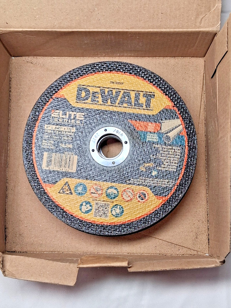 DeWALT Ceramic Cutoff Wheels Type 1 6″D 0.0450″ Th 7/8″H QTY 17 DWA8953F