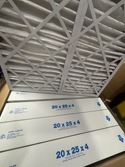 20x25x4 MERV 13 AC Air Filters 6 PACK. Slight Damage Does Not Affect Usability