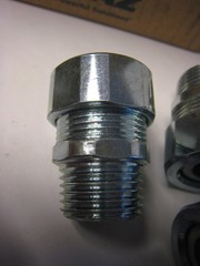 4 yes 4 Southwire 50A450 1/2″ Strain Relief Cord Connector Range 0.35″ to 0.45″