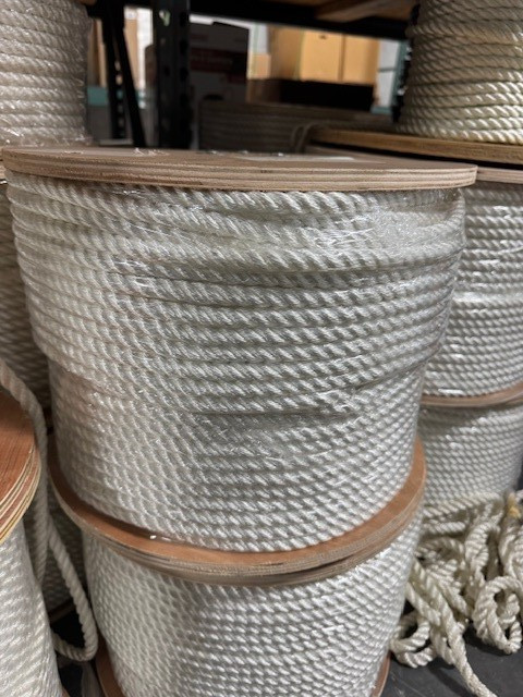 Twisted Nylon Rope 1/2″ x 600ft Spool, White, 3 Strand, Sold by the Spool