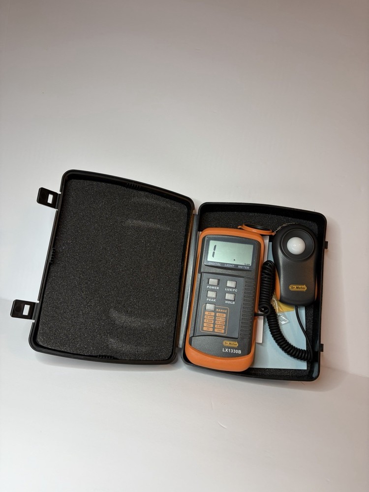 Dr. Meter LX1330B Digital Illuminance Light Lux Meter 200,000 Lux w/ Case Manual