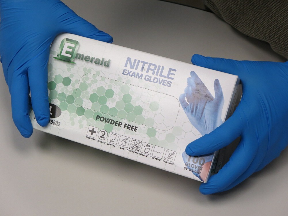 2000ct Extra-Small Emerald 3MIL NITRILE POWDER FREE EXAM GLOVES-CHEAP