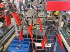 KNIPEX Originals : 35 PRODUCTS for only USD. 1380 ( = ca. USD. 39 pro-product)