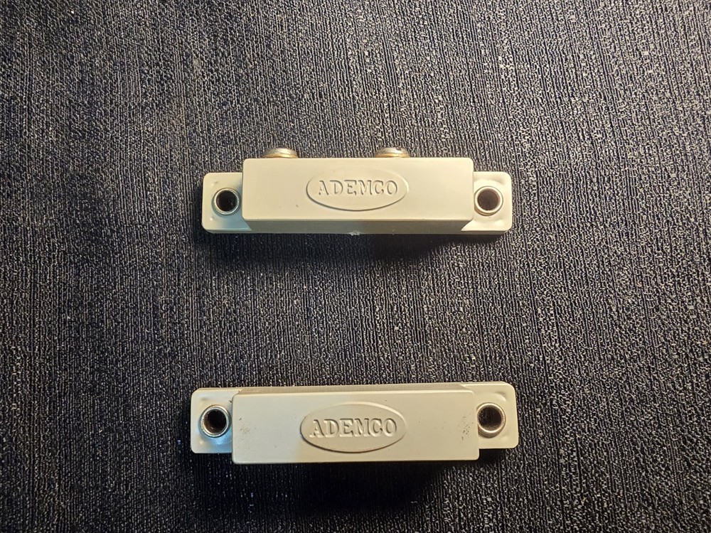ADEMCO No. 39 Magnetic Contact Sensor Switch Surface Mount 1 Set (NOS)