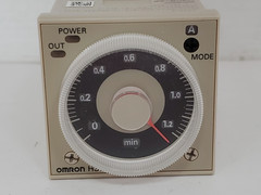 OMRON H3CR-AP SOLID STATE TIMER 11 PIN 100-240V AC 100-125V DC NIB