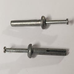 1/4 x 1-1/4″ Hammer Drive Anchors US Anchor H1412 Box of 100 pcs