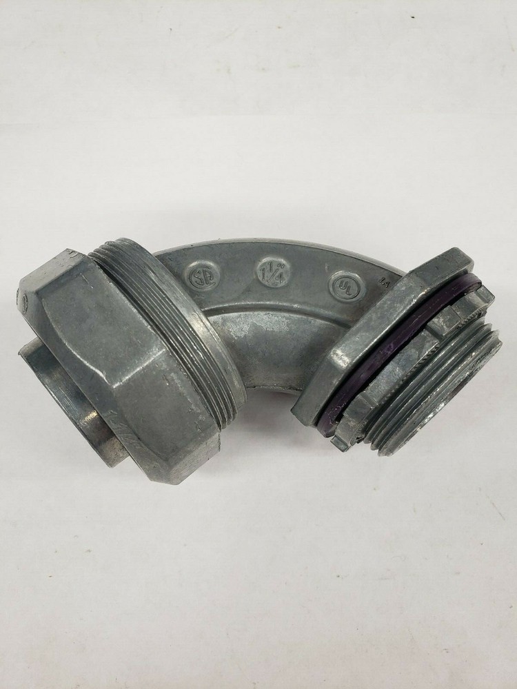 Unbranded 1-1/4″ Zinc Steel 90 Degree Liquid-Tight Connector