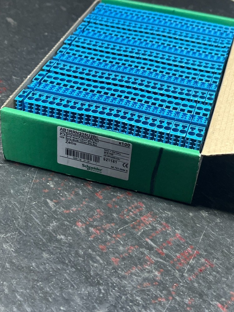 schneider ab1rrn235u2bl nos poor packaging box of 100pcs