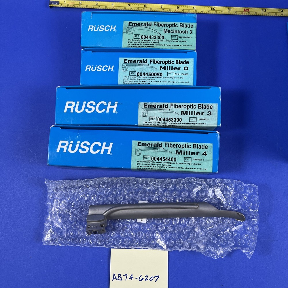 Rusch Emerald Fiberoptic Laryngoscope Blade Mil Size 0, 3 & 4 & Mac 3 lot of 4