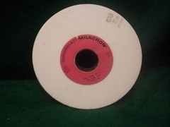 Cincinnati Milacron Grinding wheel 9A80-I6-VRW 6 x 1/2 x 1-1/4″ 4138 RPM