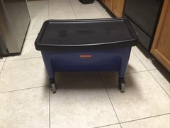 Rubbermaid Q050 Microfiber Floor Finishing System Kit (Blue/Black/White) NEW