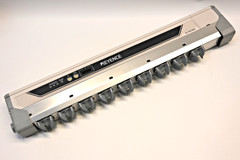 Keyence SJ-E036H Electrostatic Eliminator Ion Bar High-Speed Sensing Ionizer